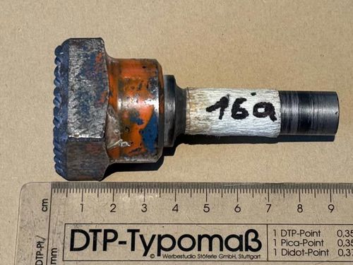 Nr.16a: carbide pneumatic bush hammer 35x35mm, 5 x 5 teeth, shank 14,3 x 50mm - used