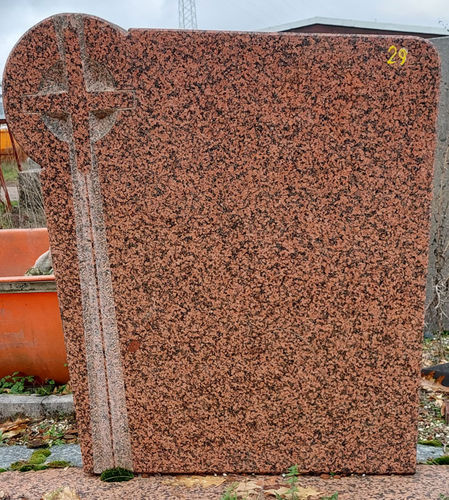 Grabmal Nr. 29 - Rosso Balmoral Rohstück 115x100x14cm