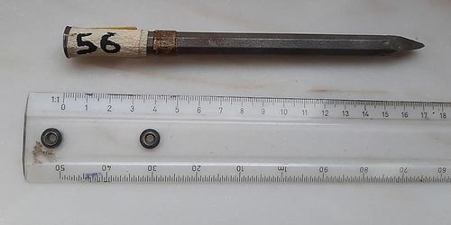 No.56: steel tip iron, octagonal Ø10mm, length 168mm - used