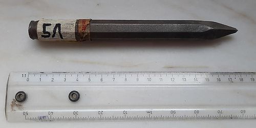 No.51: steel tip iron, octagonal Ø16mm, length 173mm - used
