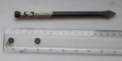 Nr.59: Stalen groefijzer, achthoek Ø8mm, lengte 165mm - gebruikt
